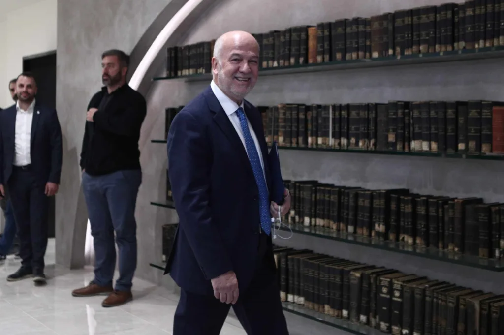 Νομοσχέδιο Υπ. Δικαιοσύνης: Αυστηροποίηση ποινών για ενδοοικογενειακή βία, βιασμό και εμπρησμούς 