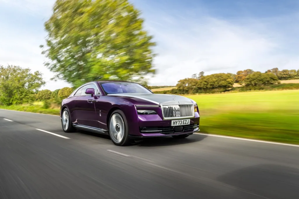 Η Rolls-Royce θα είναι μια αμιγώς ηλεκτρική μάρκα έως το 2030