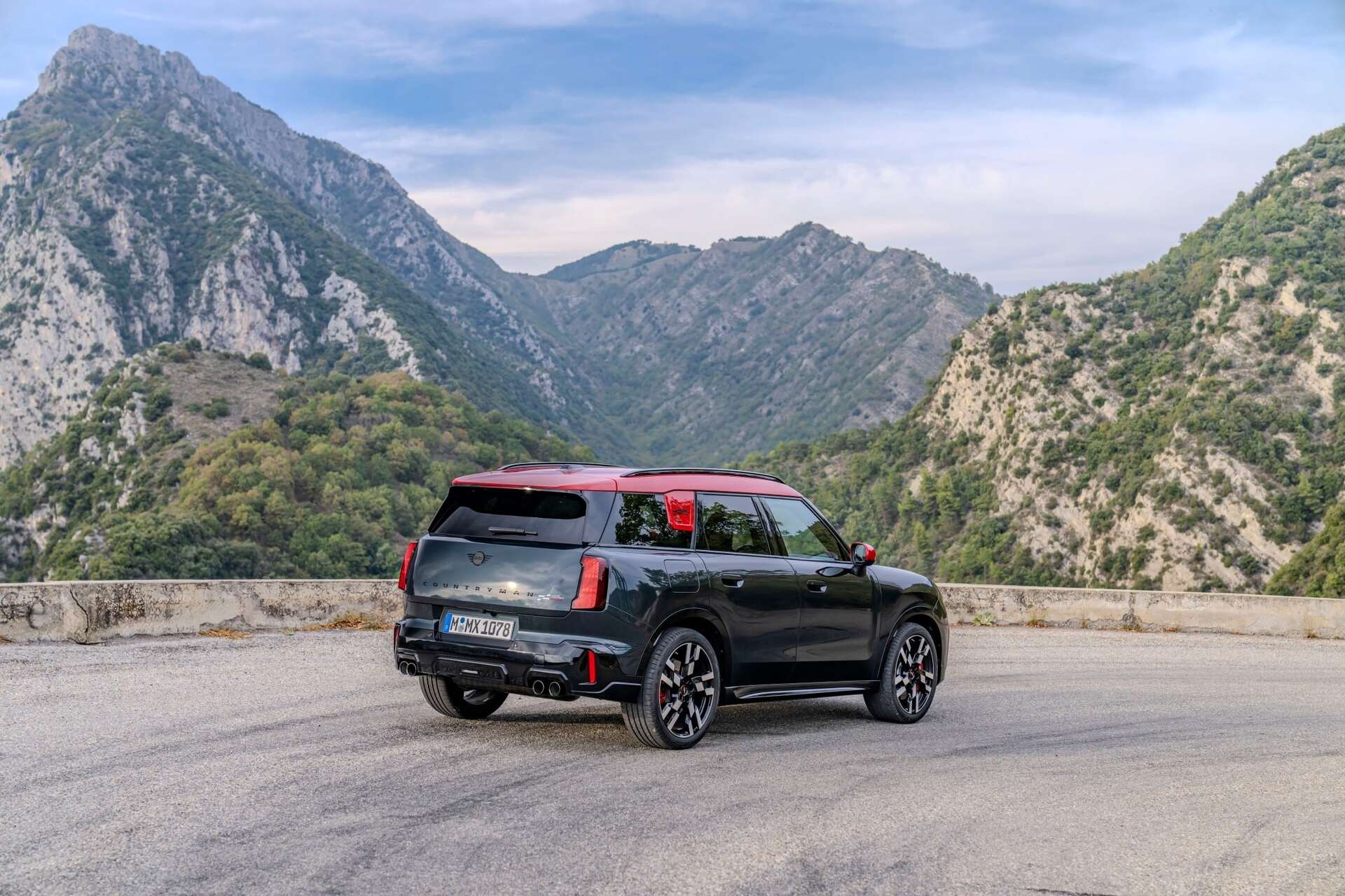 MINI John Cooper Works Countryman: Τι νέο έχει και πόσο θα κοστίσει