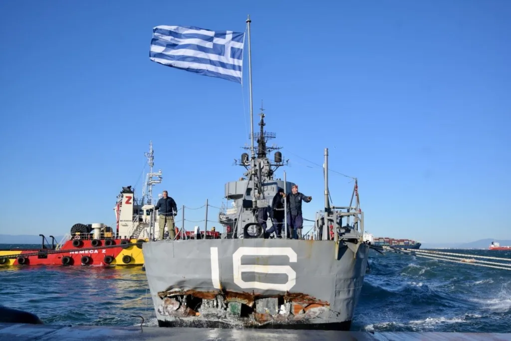 Βέλος: Ο γιος του κυβερνήτη μιλά για την ιστορία του θρυλικού αντιτορπιλικού (Βίντεο)