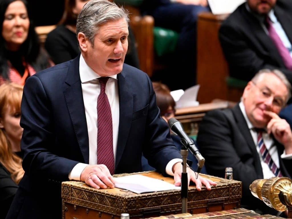 Στάρμερ κατά Σούνακ: Ο Ρίσι έχει τρελαθεί, προκάλεσε διπλωματική κατάρρευση με την Ελλάδα