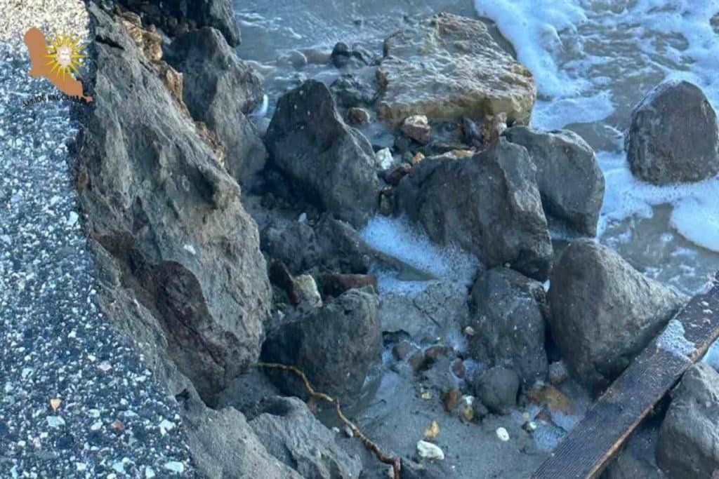 Χαλκιδική: Ο δήμος Κασσάνδρας μετράει τις πληγές του από την κακοκαιρία – Τα κύματα έφταναν τα 12 μέτρα[εικόνες]