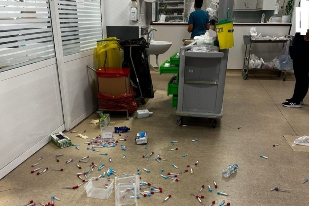 Αγρίνιο: Συνελήφθη 30χρονος που τα έκανε «γυαλιά καρφιά» στο νοσοκομείο