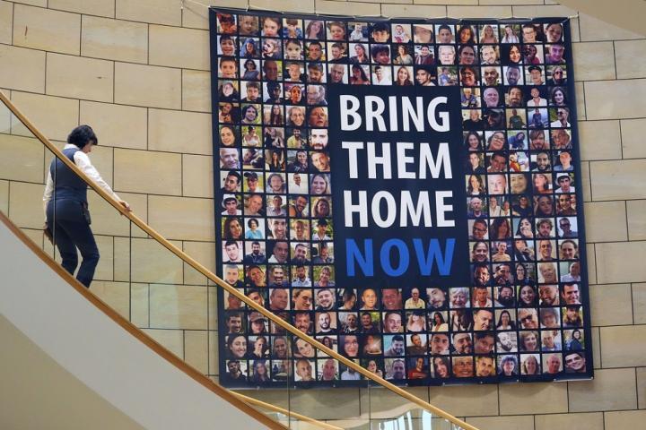 Πέντε εβδομάδες μυστικής διπλωματίας έφεραν τη συμφωνία Ισραήλ-Χαμάς- Όλο το παρασκήνιο