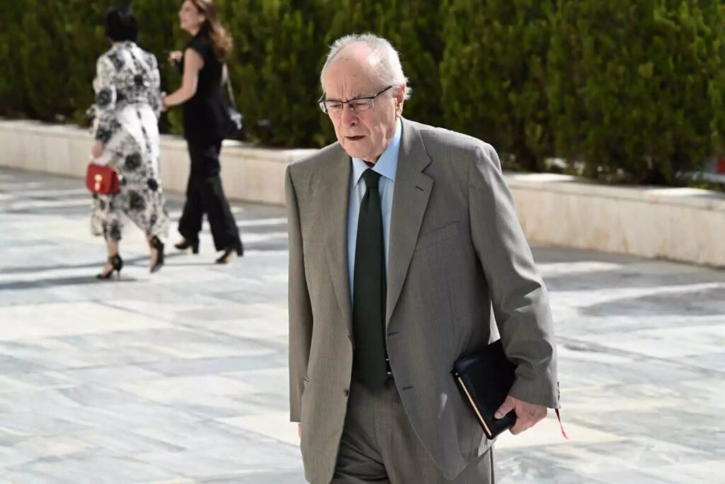 ΣΥΡΙΖΑ – Ηχηρή παρέμβαση Κωνσταντόπουλου: Πίσω από όλα είναι ο Αλέξης Τσίπρας