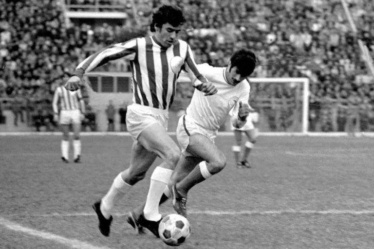 Έμπαινε Γιούτσο