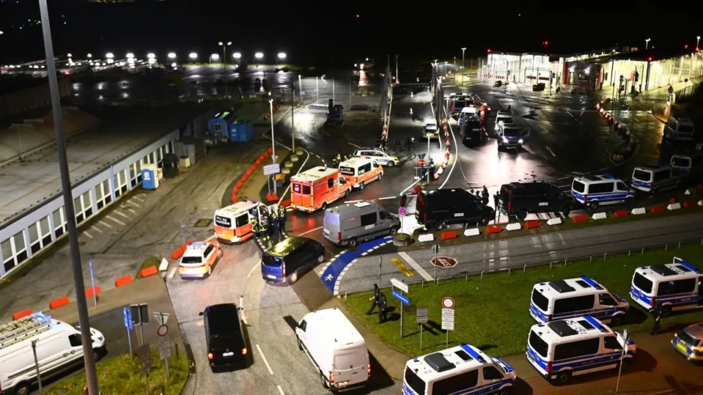 Αμβούργο: Παραδόθηκε ο πατέρας που κρατούσε όμηρο την κόρη του- Όλο το χρονικό και οι δραματικές στι
