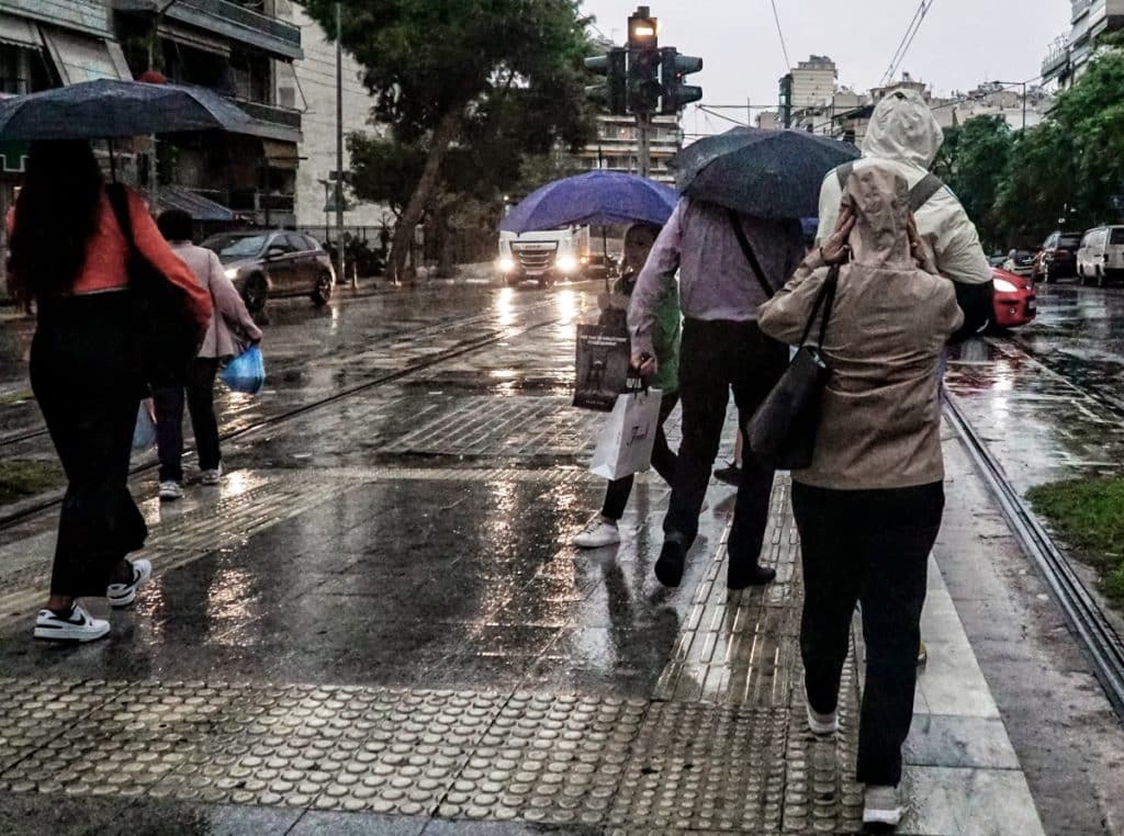 Κακοκαιρία: Μήνυμα 112 σε Θεσσαλονίκη, Ξάνθη, Πάτρα, Μεσολόγγι, Λήμνο για επικίνδυνα καιρικά φαινόμενα