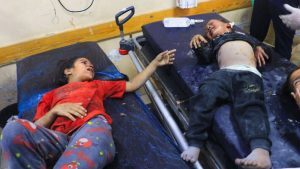 Θηριωδία στη Τζαμπαλίγια - Δεκάδες παιδιά σκοτώθηκαν - Ψάχνουν για ίχνη ζωής στα συντρίμμια