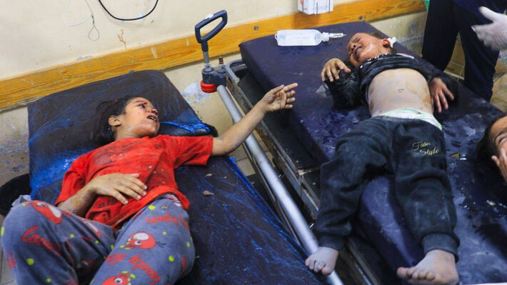 Θηριωδία στη Τζαμπαλίγια - Δεκάδες παιδιά σκοτώθηκαν - Ψάχνουν για ίχνη ζωής στα συντρίμμια