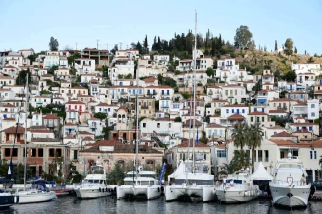Προστέθηκε δρομολόγιο προς Πόρο και Μέθανα – «Εάν δεν υπάρχουν επιβάτες θα καταργηθεί»