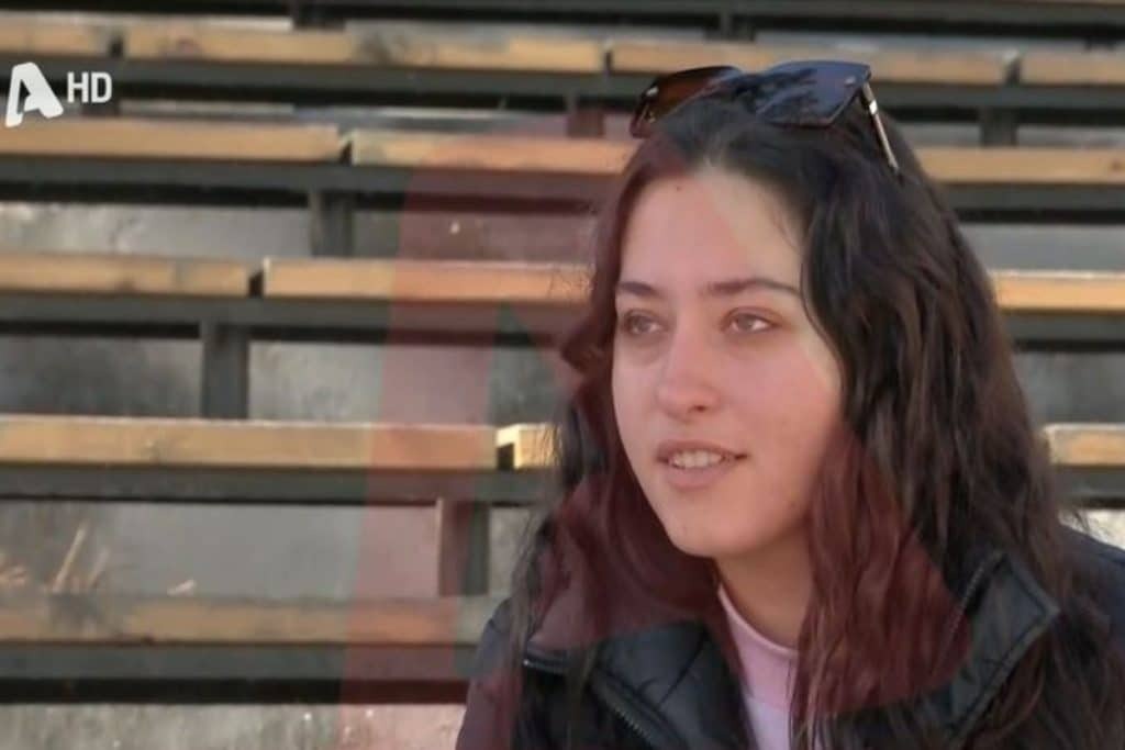 Χαλκιδική: Σπάει τη σιωπή της η 19χρονη που έβαλε φωτιά στο σπίτι της φίλης της – «Ζήλεψα, ένοιωσα προδομένη»