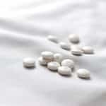 Μελέτη στη BMJ: Η παρακεταμόλη στην εγκυμοσύνη δεν αυξάνει τον κίνδυνο αυτισμού στα παιδιά