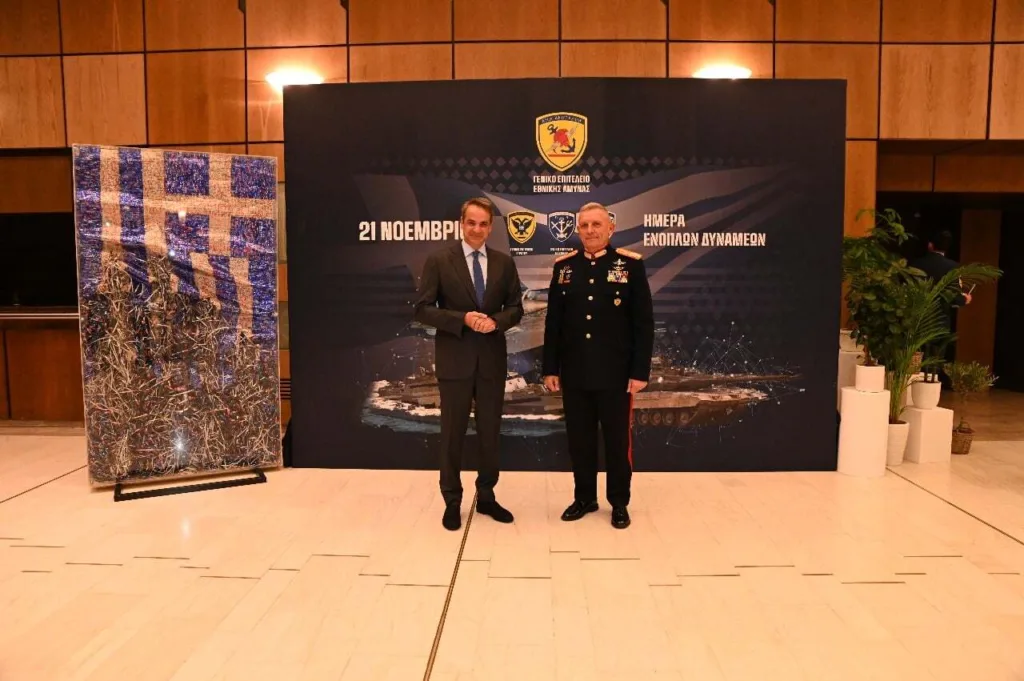 Εορταστικό κλίμα στην Ημέρα των Ενόπλων Δυνάμεων – Φλώρος: Απολύτως αποτρεπτική η ένοπλη ισχύς