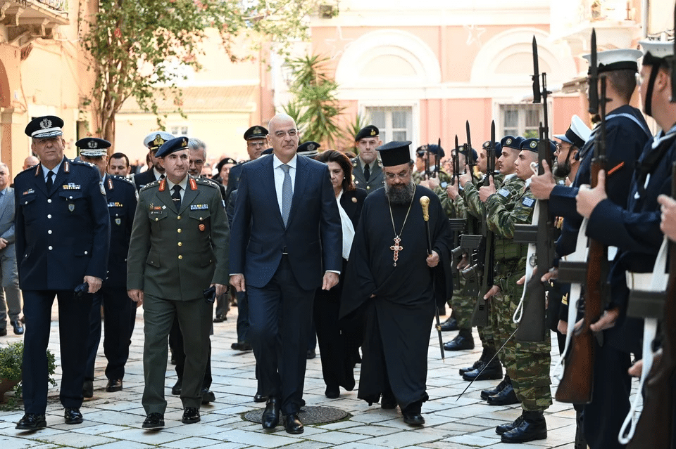 Κέρκυρα: Στον Ιερό Ναό Αγίου Σπυρίδωνος ο υπουργός Εθνικής Άμυνας, Νίκος Δένδιας [Εικόνες]