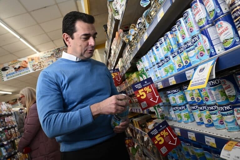 Αυτοψία Σκρέκα σε σούπερ μάρκετ για «καθαρές τιμές» στο ράφι – Τι πρέπει να προσέχουν οι καταναλωτές [Βίντεο]