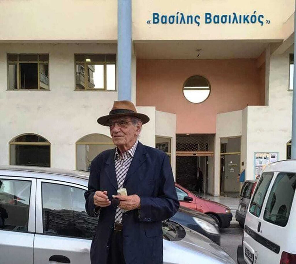 Βασίλης Βασιλικός: Η Καβάλα αποχαιρετά τον πιο διάσημο Καβαλιώτη