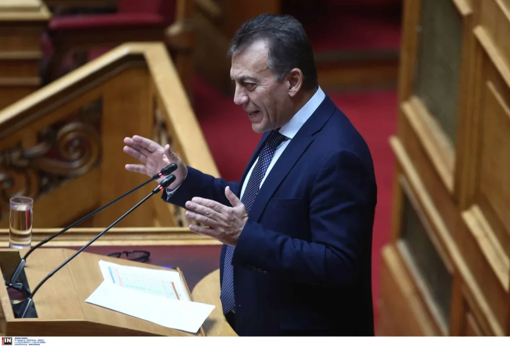 Νέο σύγχρονο νομοθετικό πλαίσιο για κάμερες και ταυτοπροσωπία εξήγγειλε ο Βρούτσης στη Βουλή