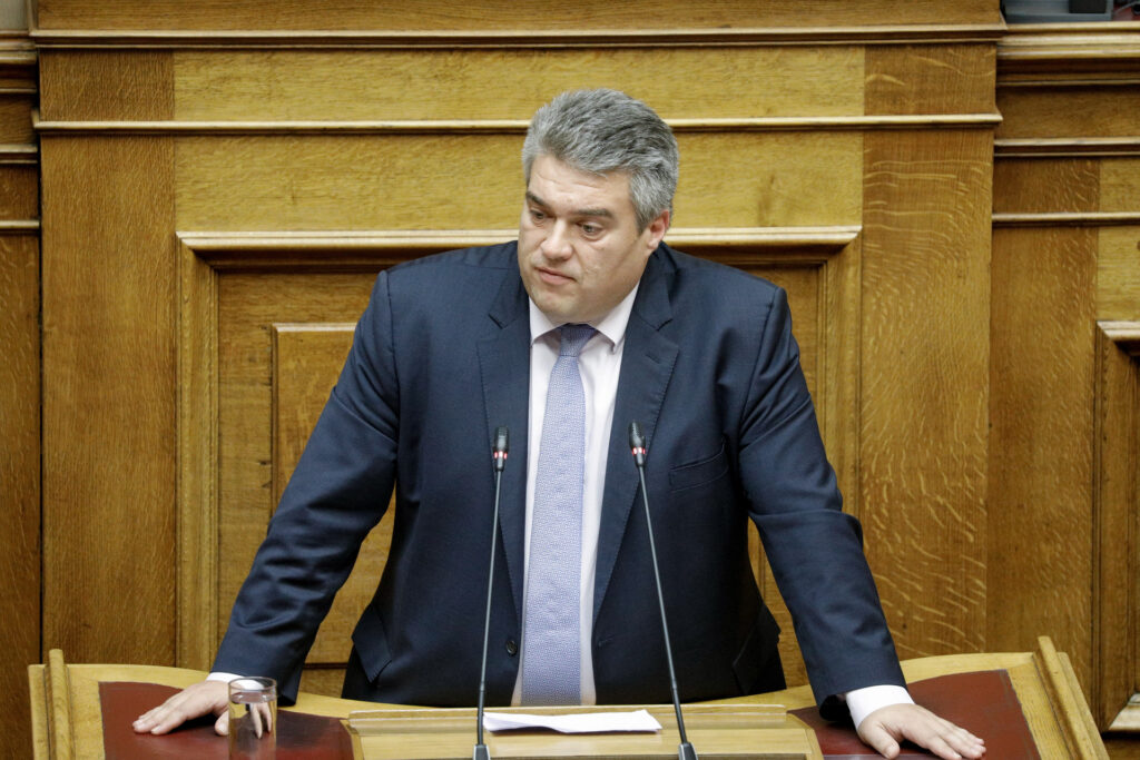 Εργαζόμενοι μετανάστες: Εξέφρασε δυσφορία ο βουλευτής της ΝΔ Μιλτιάδης Χρυσομάλλης