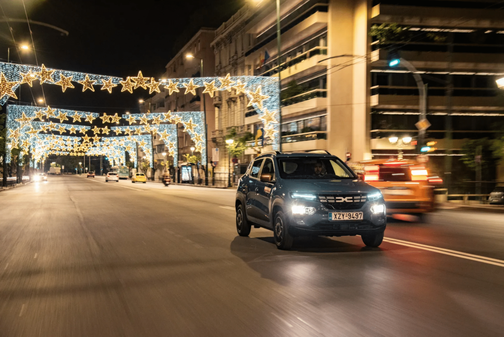 Χριστούγεννα στην Αθήνα με το Dacia Spring 65