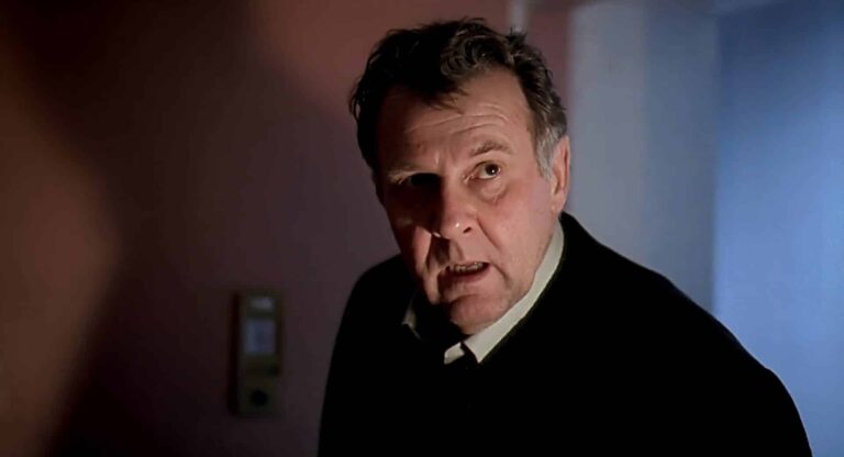 Tom Wilkinson: Πέθανε σε ηλικία 75 ετών ο διάσημος Βρετανός ηθοποιός
