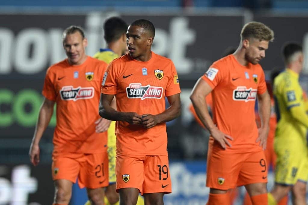 Παναιτωλικός-ΑΕΚ 2-2: «Αυτοκτόνησε» η Ένωση στο Αγρίνιο – Μόνος πρώτος ο ΠΑΟΚ