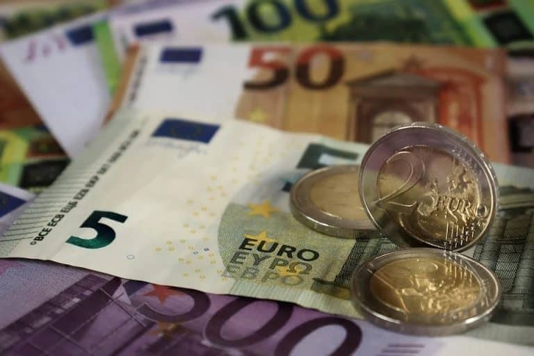 Καθυστερήσεις και περικοπές έως και 50% στην πληρωμή μισθών του Δεκεμβρίου – Τι έχει συμβεί