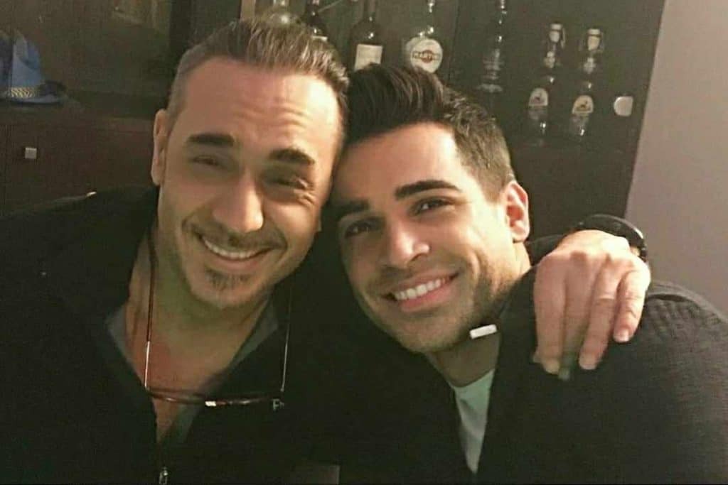 «Με τα τραγούδια του ο Νότης Σφακιανάκης είναι πάντα εδώ» – Συγκίνησε ο Βασίλης Δήμας