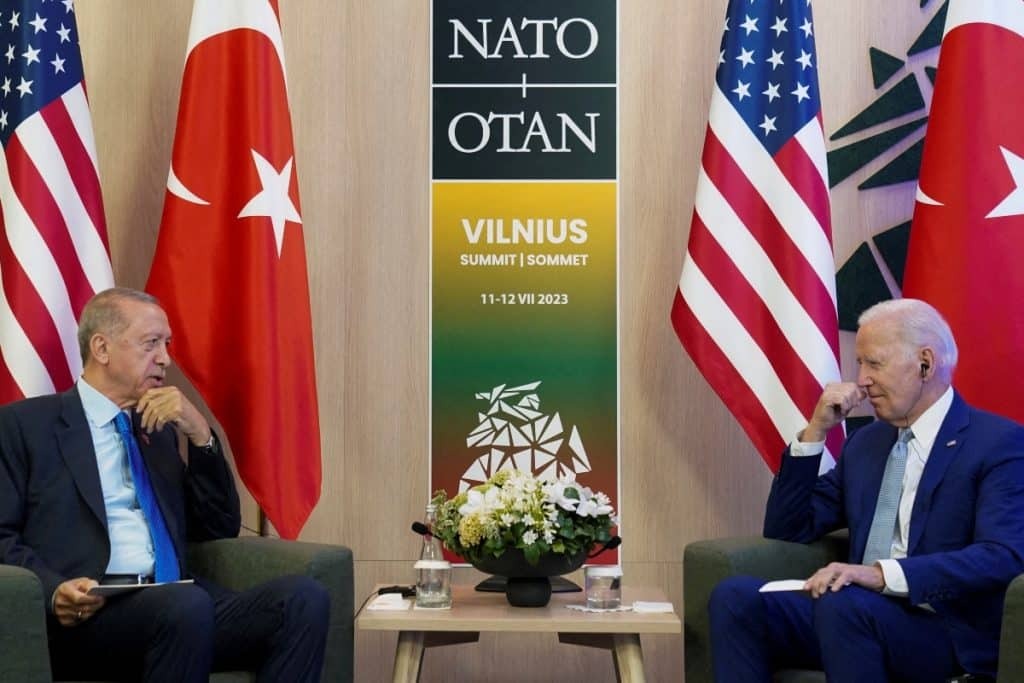 Ερντογάν: «Πράσινο φως» για τα F16 – Η συμφωνία με τον Μπάιντεν και ο απαράβατος όρος των ΗΠΑ [βίντε