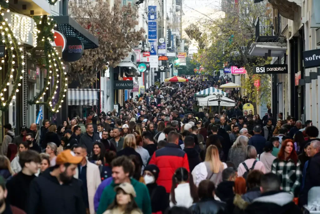 Κυριακή 17/12 με ανοιχτά μαγαζιά – Το ωράριο καταστημάτων και σούπερ μάρκετ