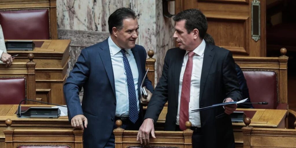 Ψηφίζεται σήμερα η τροπολογία για τους μετανάστες – Τι θα κάνουν οι διαφωνούντες