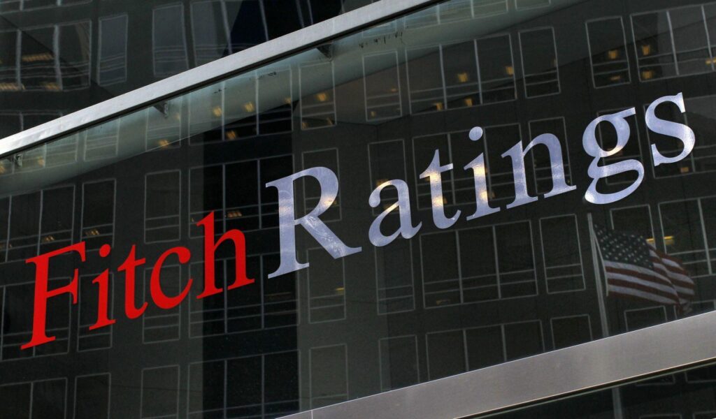 Ο Οίκος Fitch «άνοιξε» την δεξαμενή με τα τρισεκατομμύρια στην Ελλάδα – Ξανά στον επενδυτικό χάρτη η χώρα