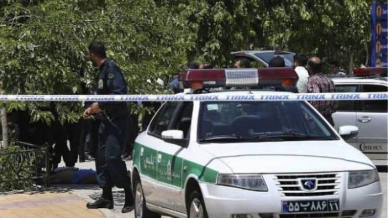 Πολύνεκρη επίθεση σε αστυνομικό τμήμα στο νοτιοανατολικό Ιράν