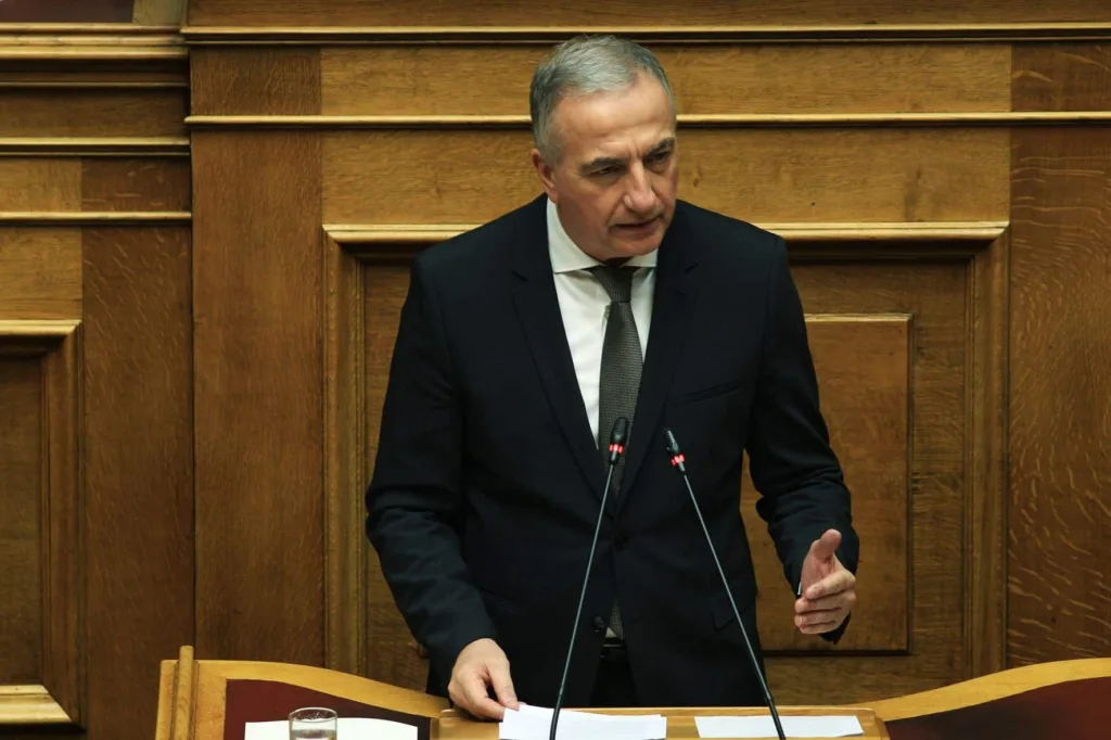 Σταύρος Καλαφάτης: Δεν βάζουμε νερό στο κρασί μας σε αλαζονικές συμπεριφορές