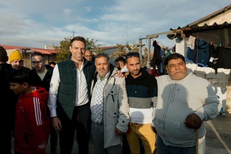 Κασσελάκης από καταυλισμό Ρομά: «Είμαστε με όλη την κοινωνία»