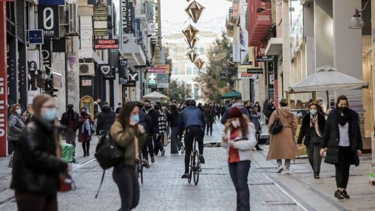 Εορταστικό ωράριο: Πώς θα λειτουργήσουν εμπορικά καταστήματα και σούπερ μάρκετ έως την Πρωτοχρονιά