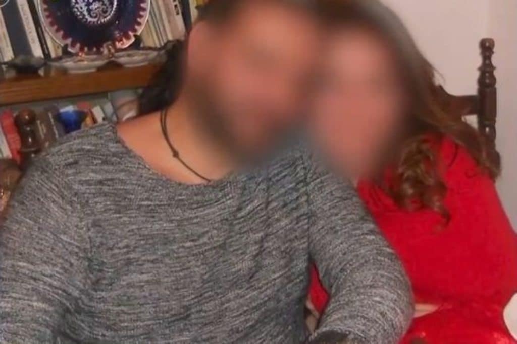 Βριλήσσια: «Φοβάμαι για τα κορίτσια μου, είδε μέχρι και την μητέρα μου γυμνή» – Ξέσπασε σε λυγμούς η σύζυγος του κομμωτή [βίντεο]
