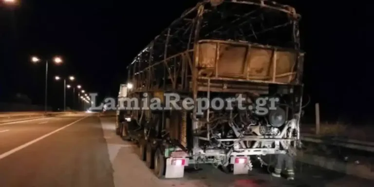 Φωτιά σε λεωφορείο του ΚΤΕΛ που εκτελούσε το δρομολόγιο Αθήνα – Θεσσαλονίκη