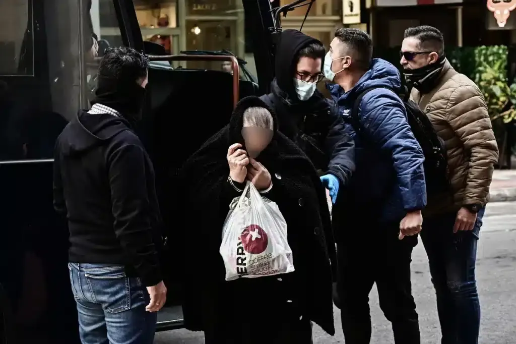 Κύκλωμα κοκαΐνης: Προφυλακιστέοι οι δέκα συλληφθέντες και οι Λιμενικοί