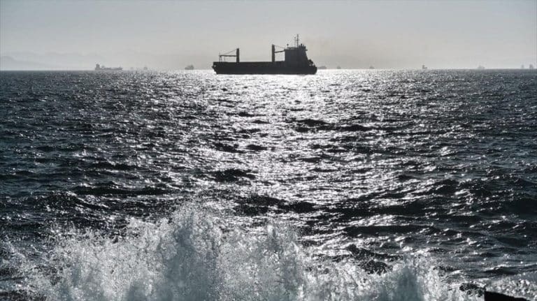 Ελληνόκτητο φορτηγό πλοίο χτυπήθηκε από νάρκη στη Μαύρη Θάλασσα – Τραυματίστηκαν δύο Έλληνες