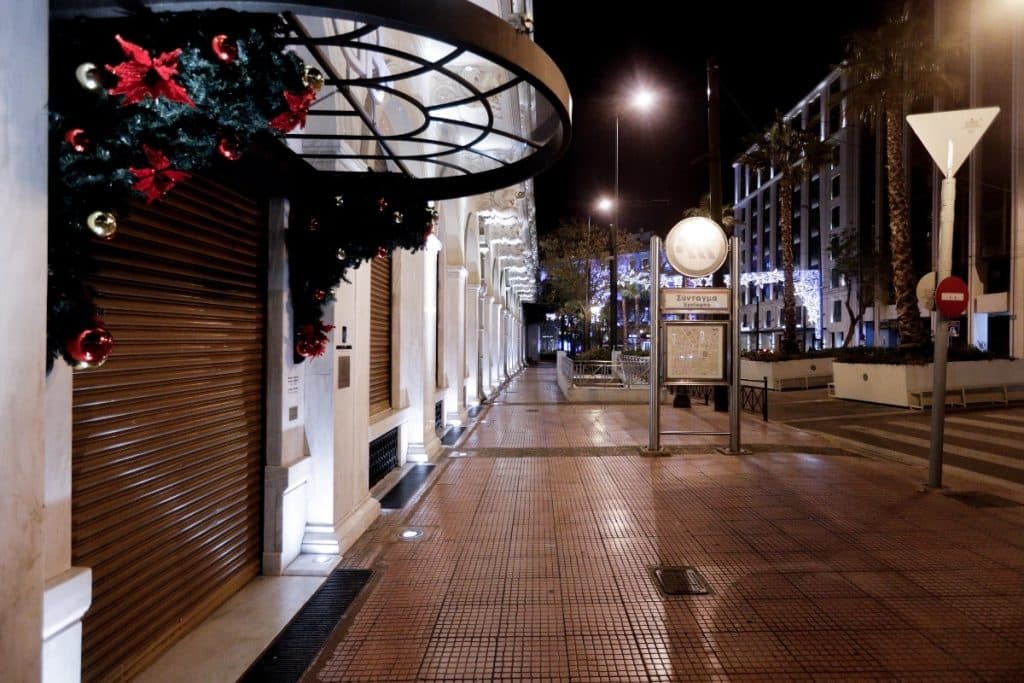 Επέτειος Γρηγορόπουλου: Άνοιξαν και οι σταθμοί του Μετρό «Πανεπιστήμιο» και «Μοναστηράκι»