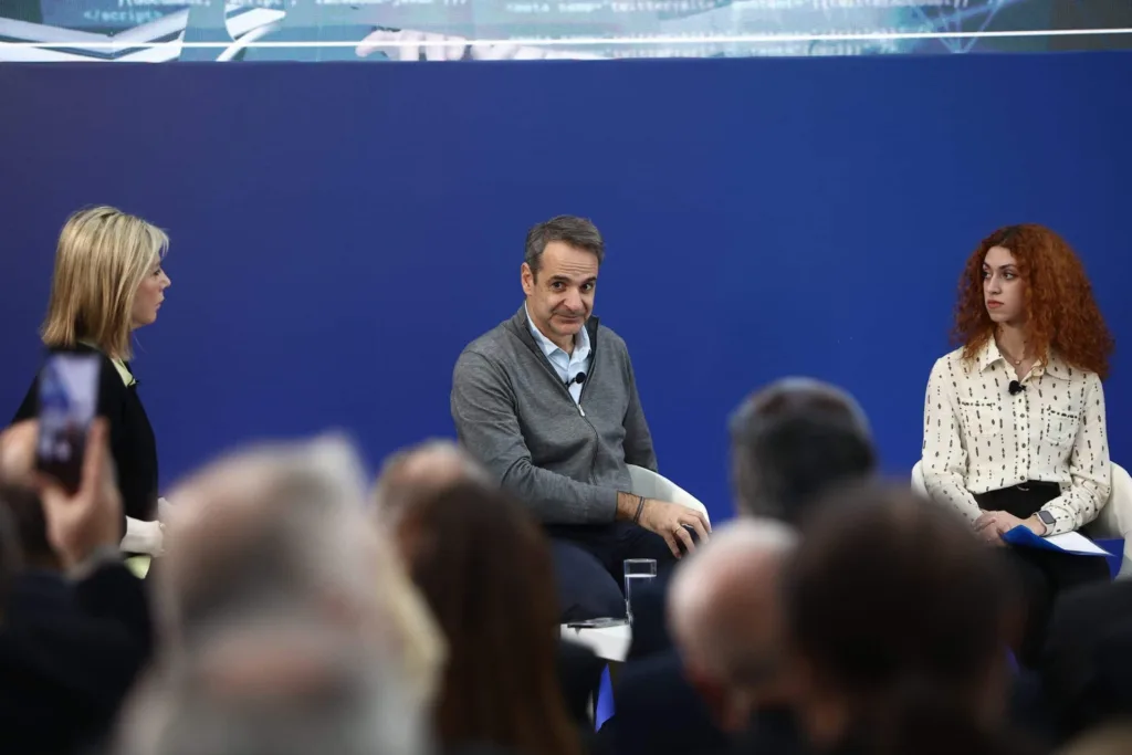 Μητσοτάκης στο Πέραμα: Τι αλλάζει στην επαγγελματική εκπαίδευση