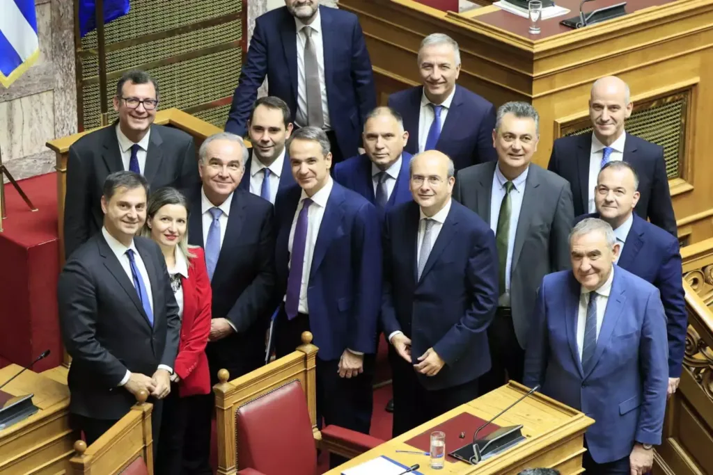 Προϋπολογισμός 2024: Υπερψηφίστηκε από τη Βουλή – 249 «ναι» για την Άμυνα
