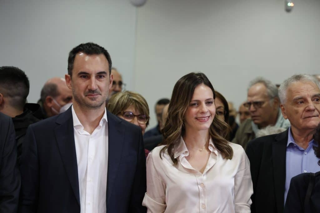 Νέα Αριστερά: Ανακοινώνεται και επισήμως το όνομα του νέου φορέα των «11» – Live εικόνα