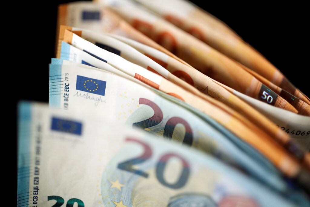 Economist: Στην πρώτη θέση η ελληνική οικονομία και το 2023
