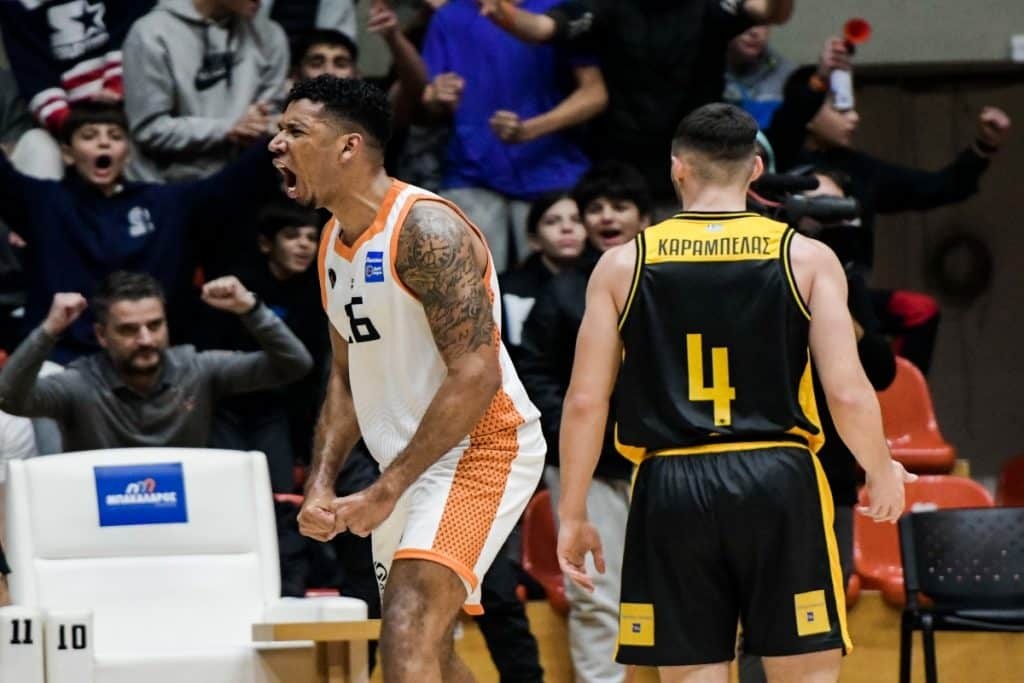 Αήττητος στην Πάτρα ο Προμηθέας – 100-95 την ΑΕΚ με «βομβαρδισμό» Χέιλ