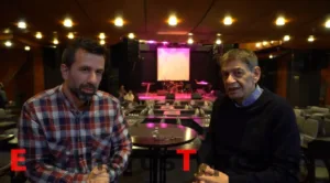 Ο Μιχάλης Ρακιντζής στέλνει ευχές στο Eleftherostypos.gr - Η συνεργασία του με τον Καρρά, το S.A.G.A.P.O. και η αγάπη του για τα ελικόπτερα [βίντεο]