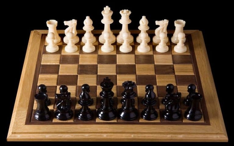 8χρονος έβαλε τα… γυαλιά σε 38χρονο – Κατατρόπωσε τον γκραν μετρ στο σκάκι [βίντεο]