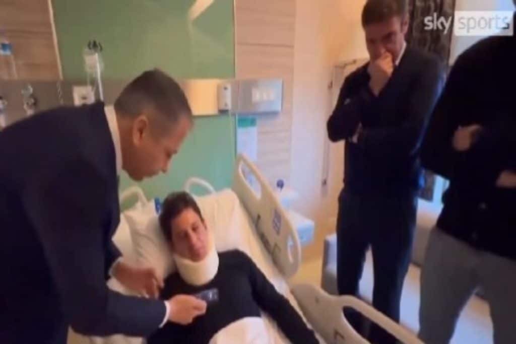Τουρκία: Ο Ερντογάν συνομίλησε με τον διαιτητή που δέχθηκε επίθεση από το πρώην… «πρωτοπαλίκαρό» του [βίντεο]