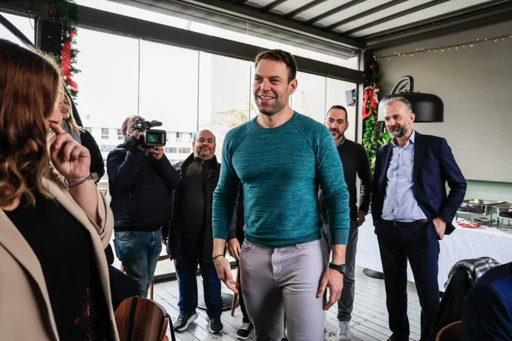 «Παρέμβαση» Κασσελάκη για την υγεία – «Ιερή ευθύνη όλων μας είναι τα παιδία»